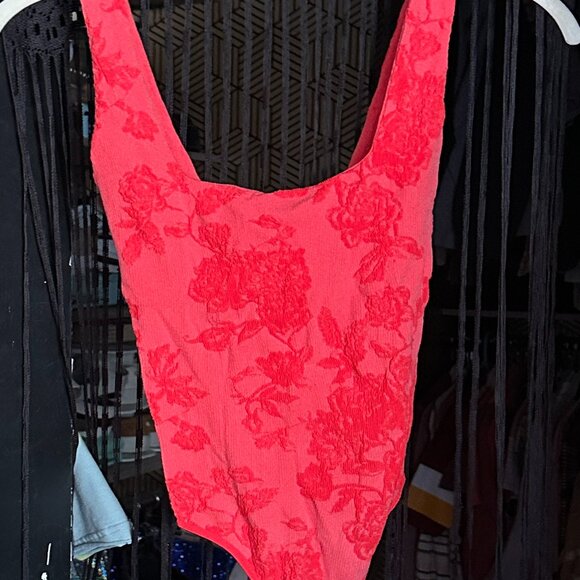 Free People Red Floral stretchy bodysuit size xs/s - Picture 1 of 9